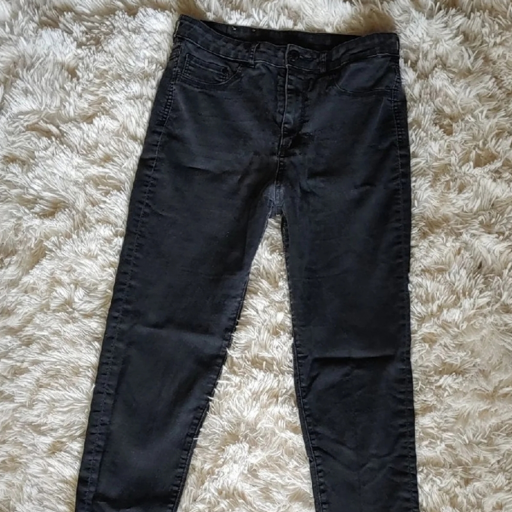 Black Skinny Jeans